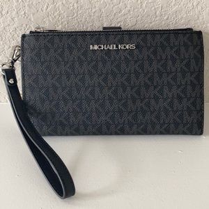 Michael Kors JST LG Double Zip Wristlet Wallet